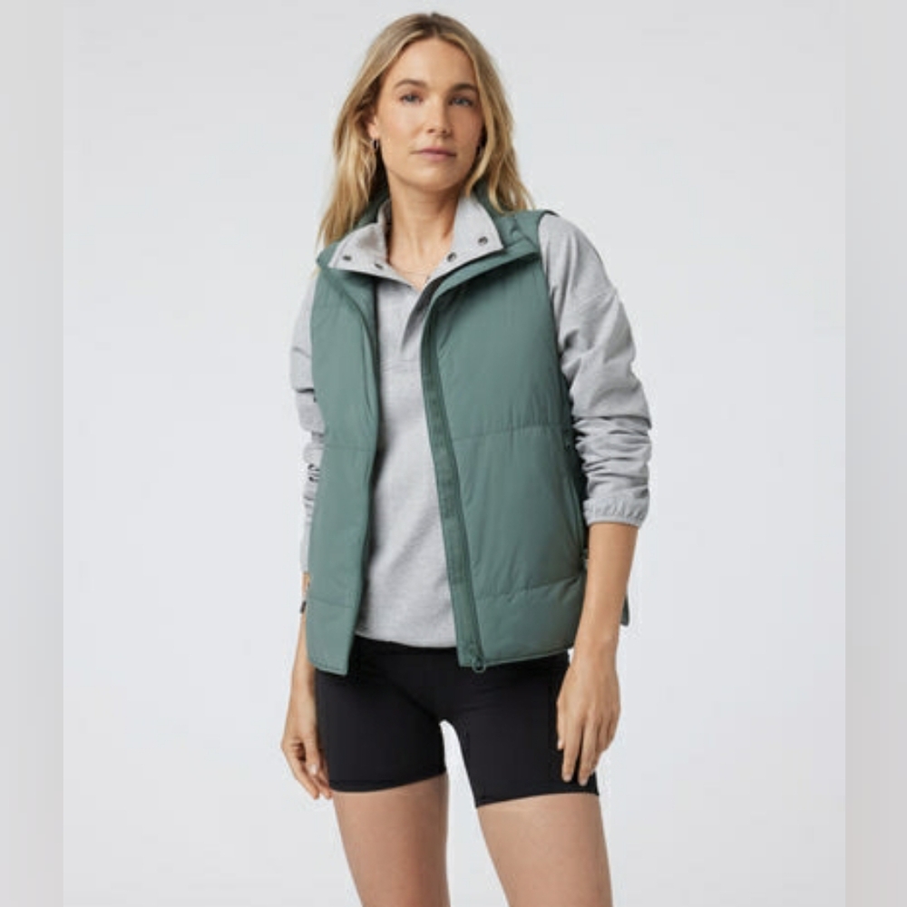 Vuori Canyon Insulated Vest In Green Womens Size S